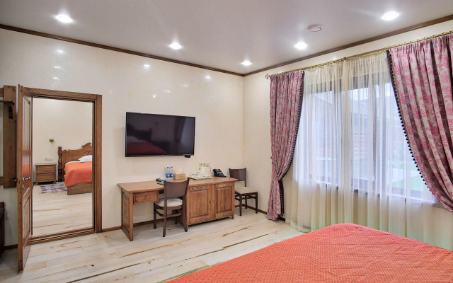 Tajny Kamchatki Hotel and Restaurant Complex