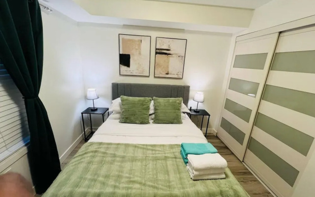 Modern Comfort in Edmonton's Heart, 2 Bedroom Apartment