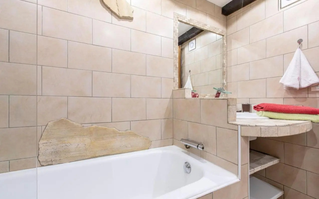 Suite & Castle - Au Pied du Chateau D'annecy Proche Coeur Historique & Lac by Immoconciergerie