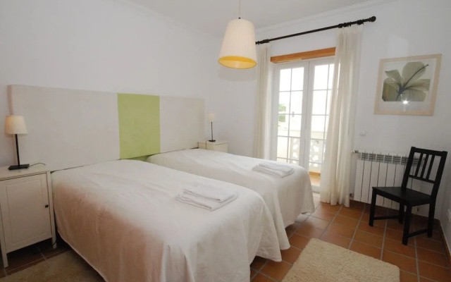 Modern Apartment in Óbidos With Pool