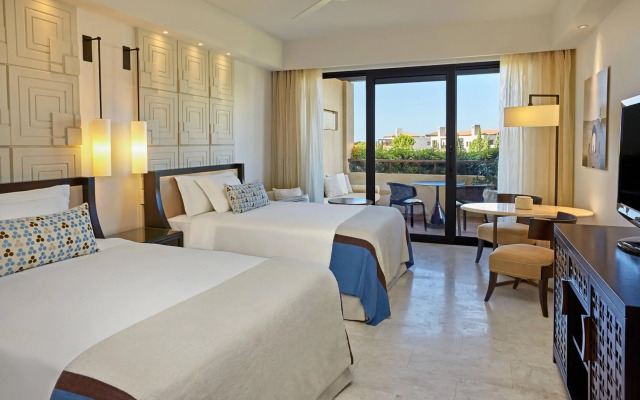 The Romanos, a Luxury Collection Resort