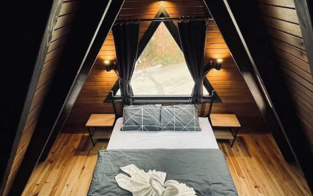 Moon House Bungalow