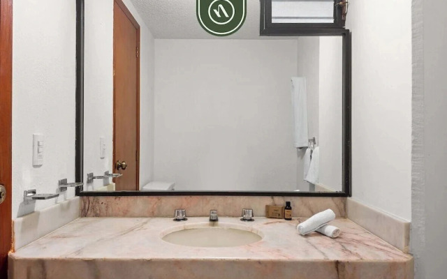 Oceanview 1 BR Condo - Pool - Cleaning Included