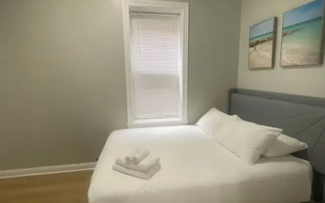 Stylish Apartment near Chicago Downtown