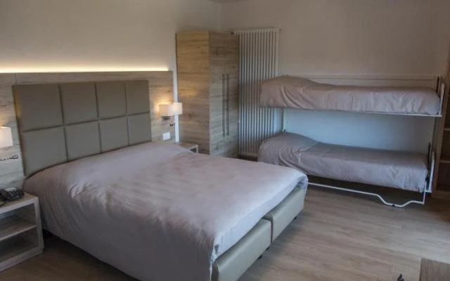 Hotel 3 Pini