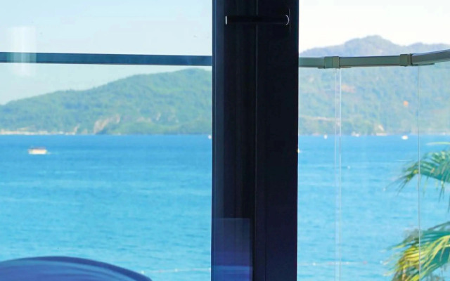 Yeshill Beach Hotel