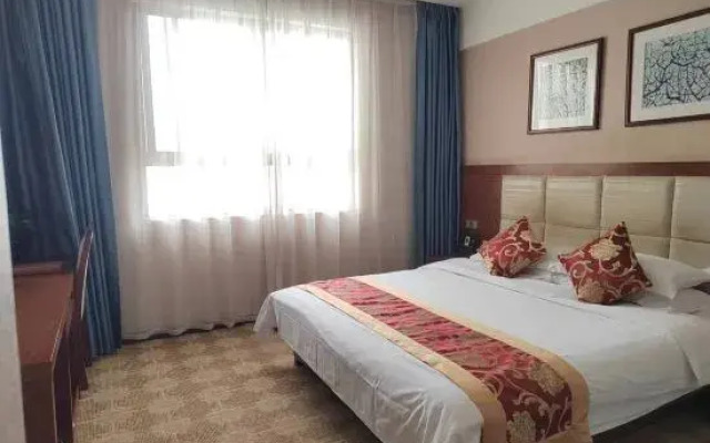 Puzhao Hot Spring Hotel