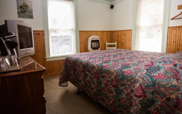 The Big Moose Inn