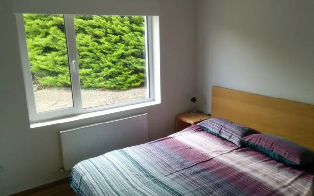 Exclusive Garden Apartment