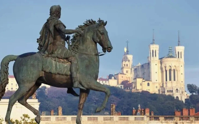 Fenêtre sur Cour