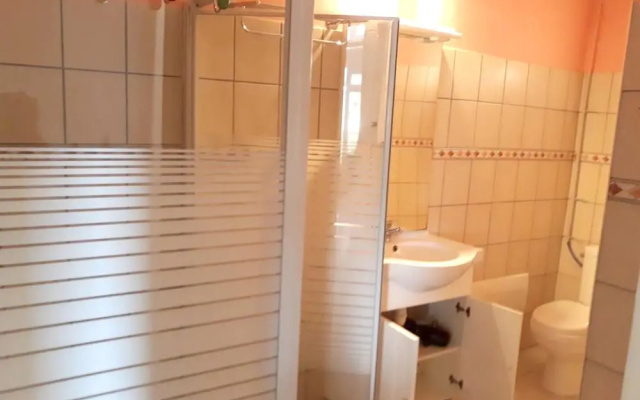 Apartment With 2 Bedrooms in Rivière-pilote, With Wonderful Mountain V