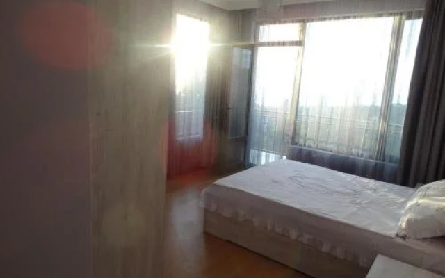 Zura's Guest House