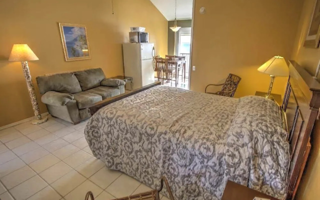 Sandcastle 202c - studio Br Condo