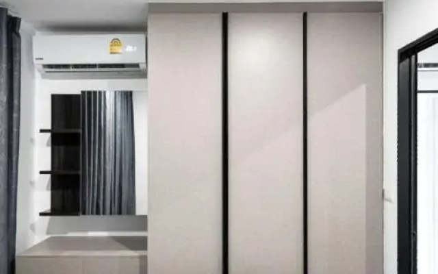 The Excel Groove Condo at Lasalle 52