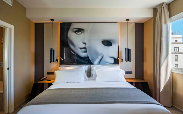 NH Collection Madrid Suecia