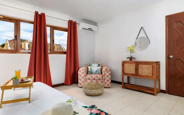 Spacious 4BR Villa Private Pool Cozy Location