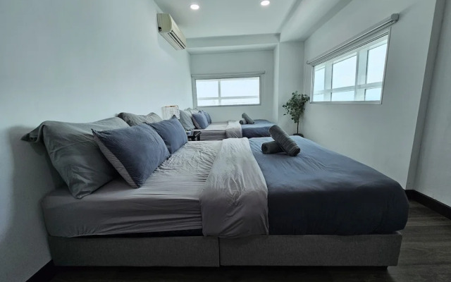 Maritime Suites by The Only Bnb