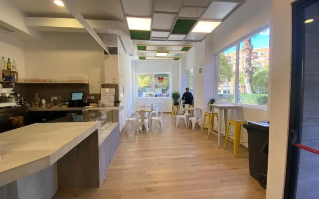 Bizzbeach hostel