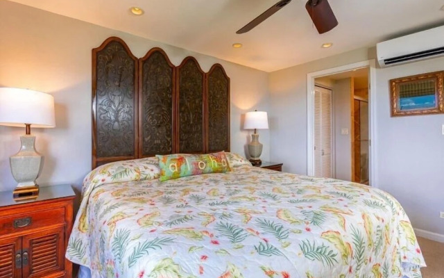Royal Mauian, #114 2 Bedroom Condo by RedAwning