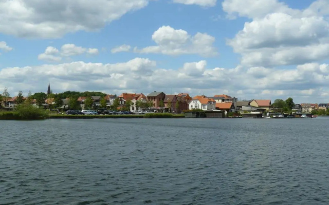 kleines Ferienhaus am Feldrand