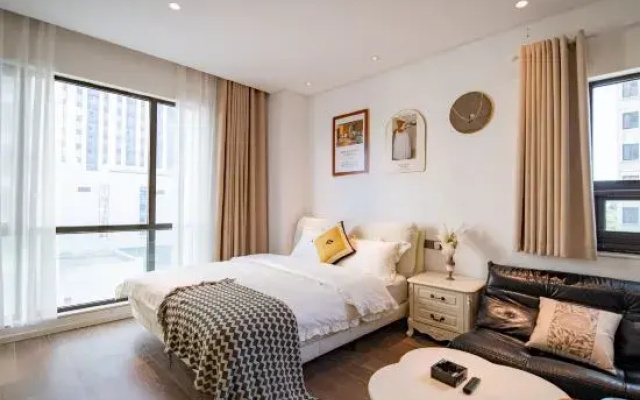 Yuyu Homestay (Wanda Plaza Peony Square Subway Station)