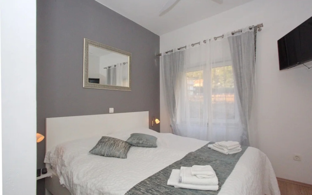 Apartments Divlji Cvit