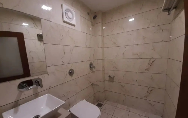 HOTEL PRUDENT - Vadodra