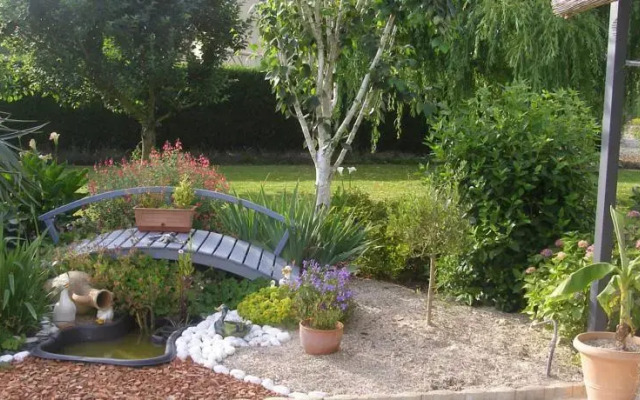 Au Jardin dEden