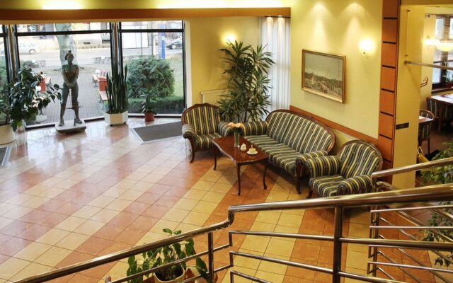 Hotel Europa вид на фасад