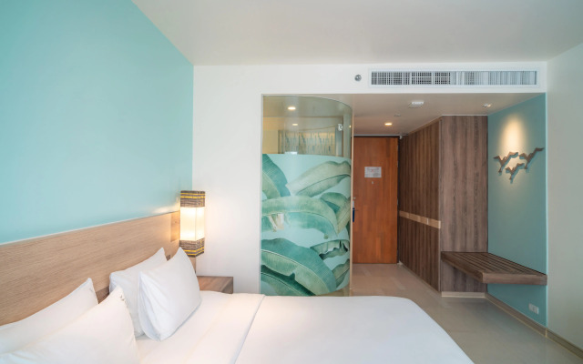 Holiday Inn Express Phuket Patong Beach Central by IHG