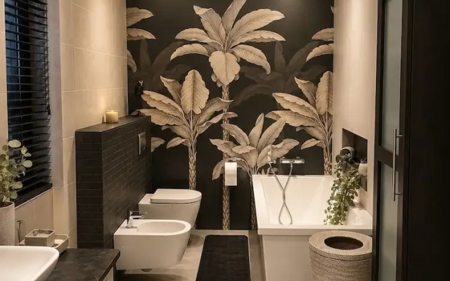 Black Reef Apartments