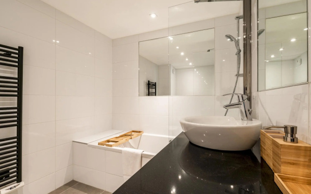 PADOUK - Apartment with hot tub in Courchevel Moriond