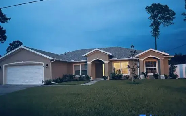 Modern and Spacious 4 Bedroom Home
