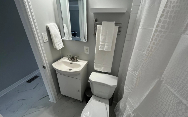 Cozy location, 10 mins from Downtown Ottawa