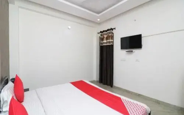Royal Rahul Residency by OYO Rooms