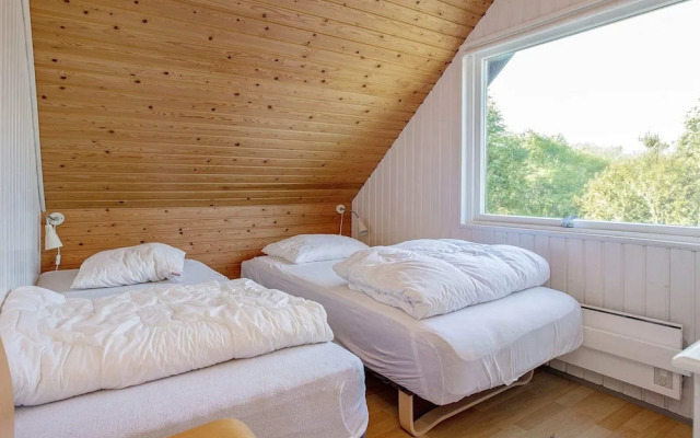 12 Person Holiday Home in Vaeggerlose