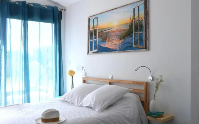 Reposante villa avec grande piscine