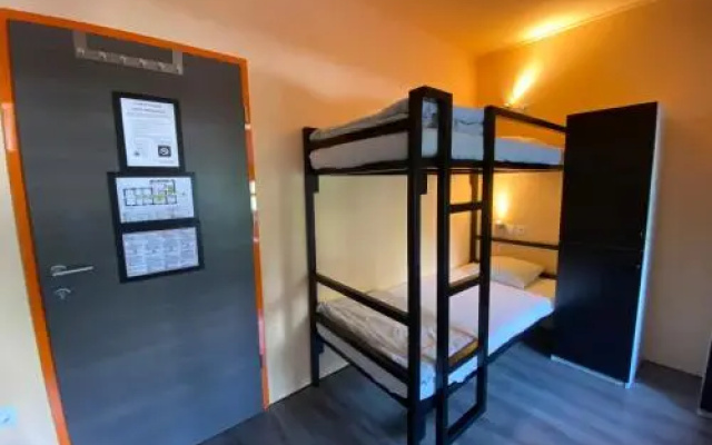 Castle Hostel 1004