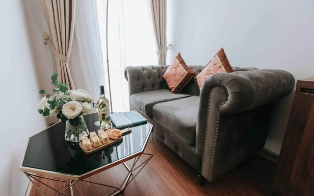 Golden Coto Hotel