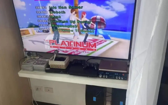 Azure 1BR Citylights With Netlfix Near Airport