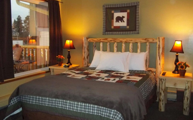 Glacier Basecamp Lodge