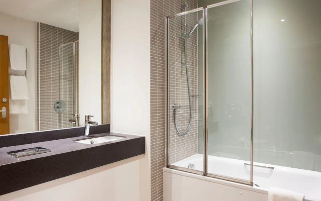 Holiday Inn Ashford Central by IHG