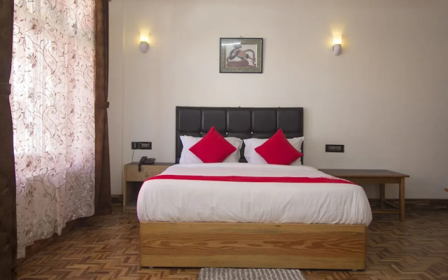 OYO 23353 Hidden Gem Residency