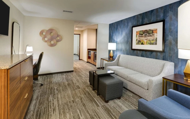 Drury Plaza Hotel Tallahassee