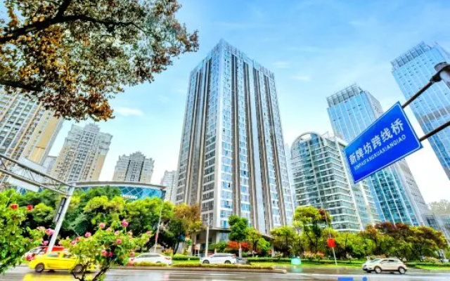 Yating Boutique Hotel (Chongqing Xinpaifang Fortune Center Branch)