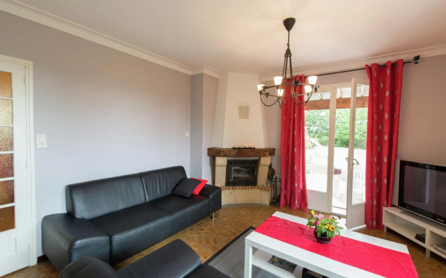 Relaxing Retreat in Bathernay