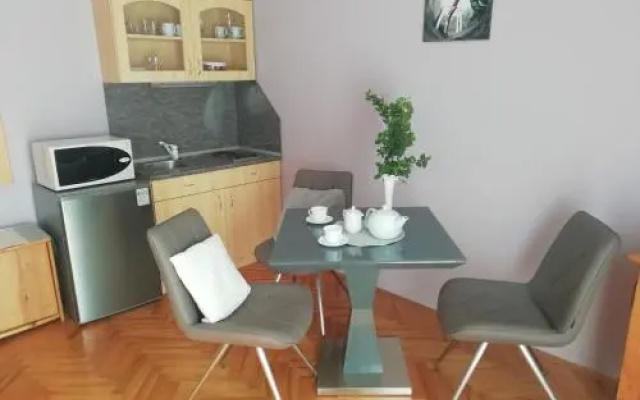 Szilvia Apartmanház