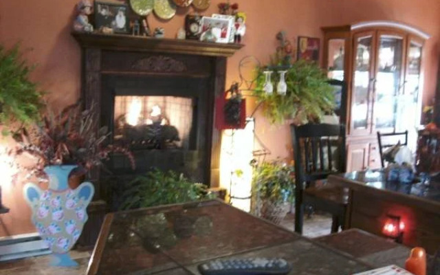 Brookside Inn At Laurens