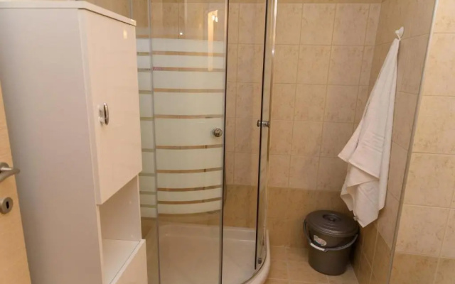 Amelia 3 Luxury Apartments