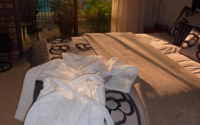 Batemans Bay Manor - Bed and Breakfast